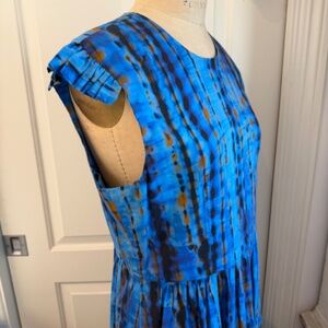 Hunter Bell electric blue abstract print dress with ruffle cap sleeve